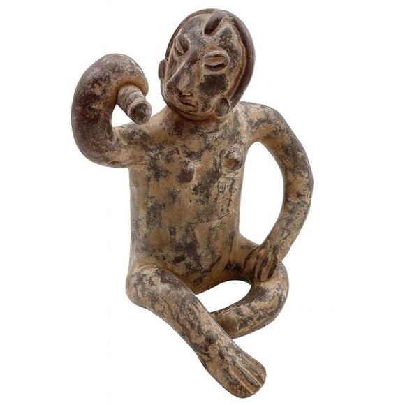 Pre-Columbian Style Seated Figurine - Picture 14 of 14